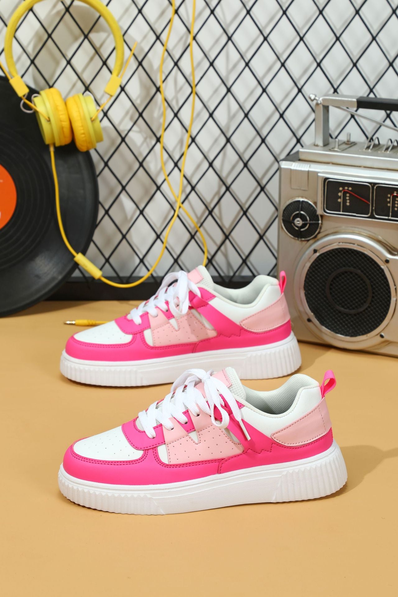 Couple style sneakers, breathable, comfortable, casual, sports single shoes