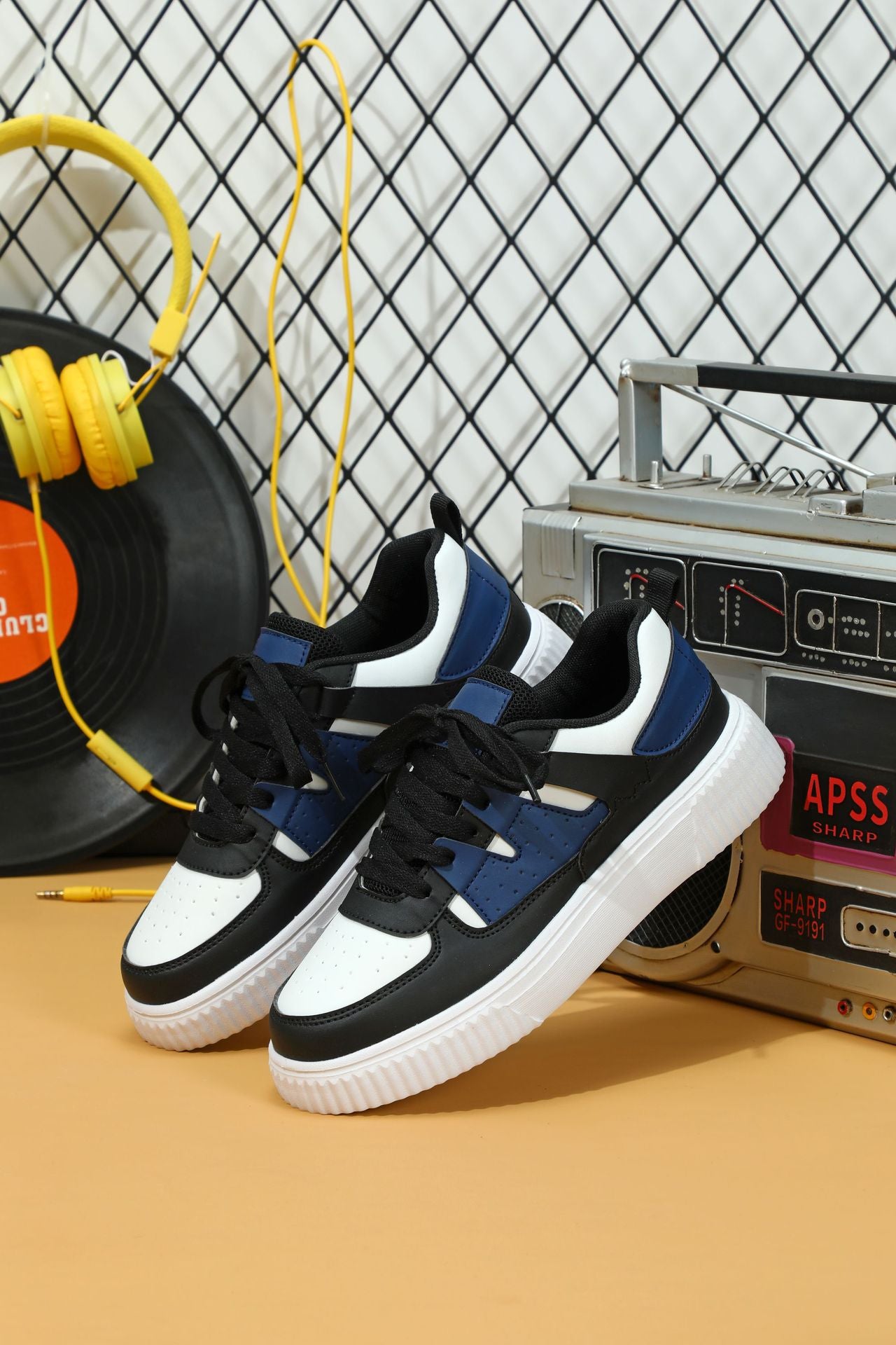 Couple style sneakers, breathable, comfortable, casual, sports single shoes